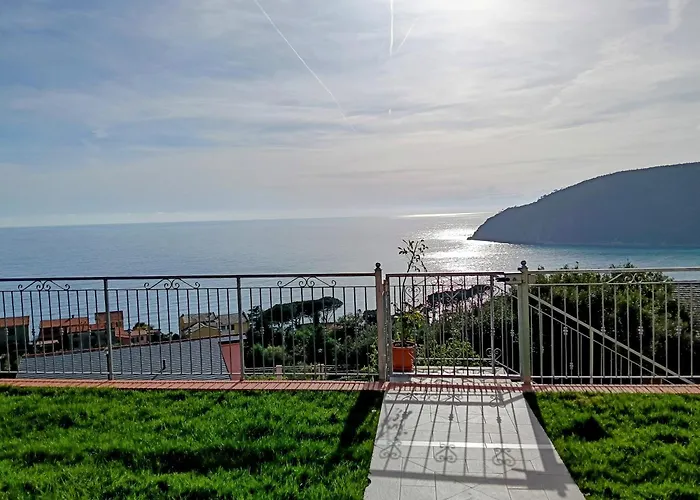 Stella Di Mare - Vista Incantevole Su Lägenhet Moneglia